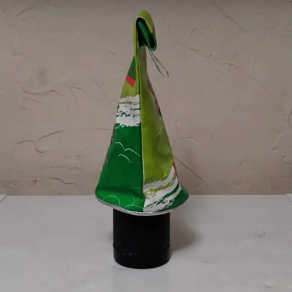 Really Cool Wasabi Tube Hanging Tissue Dispenser - Picture 2 of 11